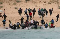 أمن طنجة يوقف أجانب متورطين في الهجرة السرية